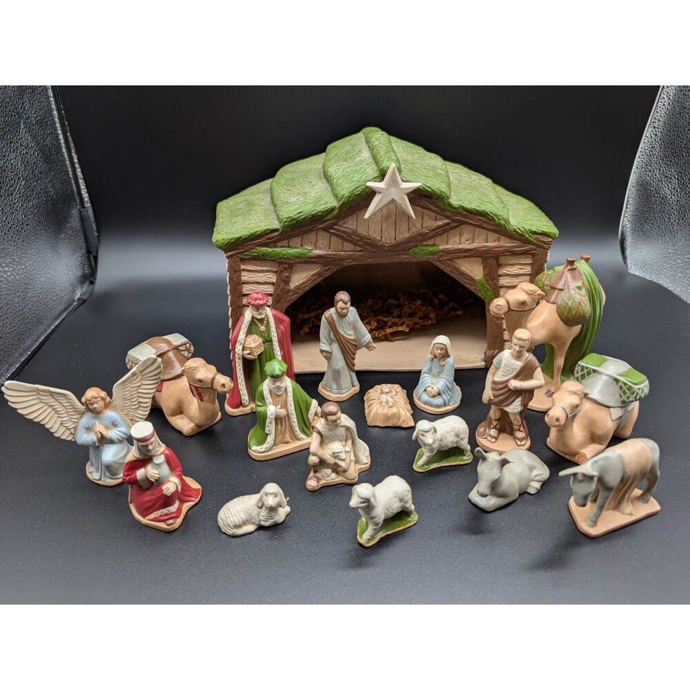 Vintage 18pc Ceramic Nativity Christmas Scene Set Hand painted Signed AV